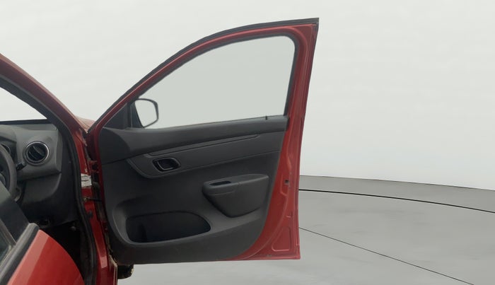 2016 Renault Kwid RXT 0.8, Petrol, Manual, 52,798 km, RHS Front Door