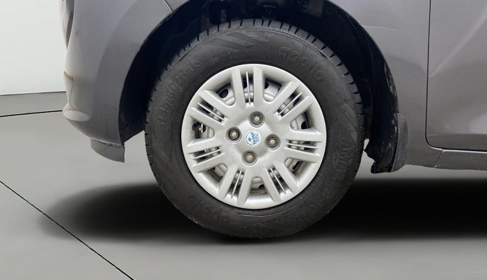 2021 Hyundai NEW SANTRO MAGNA, Petrol, Manual, 77,117 km, Left Front Wheel