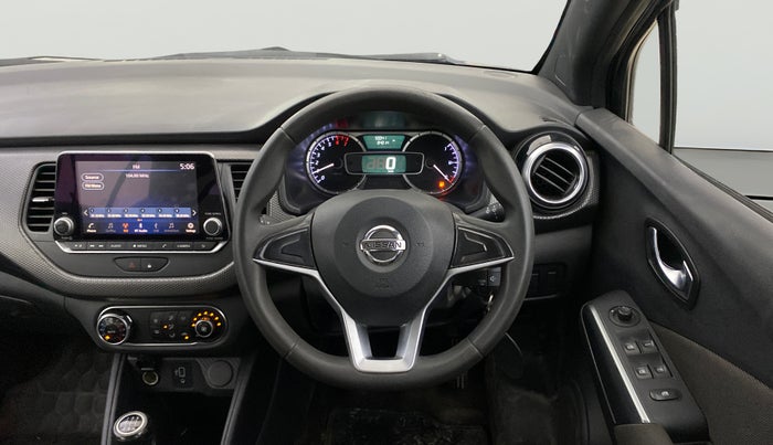 2019 Nissan Kicks XV 1.5, Petrol, Manual, 50,014 km, Steering Wheel Close Up
