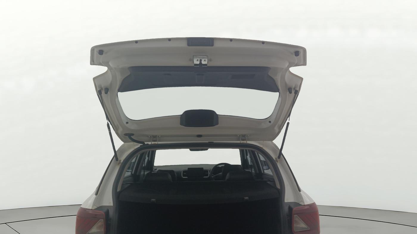 2022 Hyundai VENUE S+ 1.2, Petrol, Manual, 34,153 km, Boot Door Open