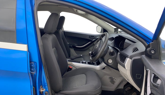 2018 Tata NEXON XM PETROL, Petrol, Manual, 98,175 km, Right Side Front Door Cabin