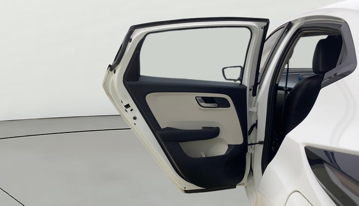 2021 Tata ALTROZ XZ PETROL, Petrol, Manual, 24,310 km, LHS Rear Door