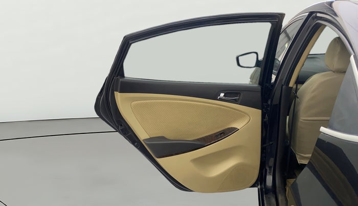 2013 Hyundai Verna FLUIDIC 1.6 CRDI SX, Diesel, Manual, 1,07,728 km, LHS Rear Door