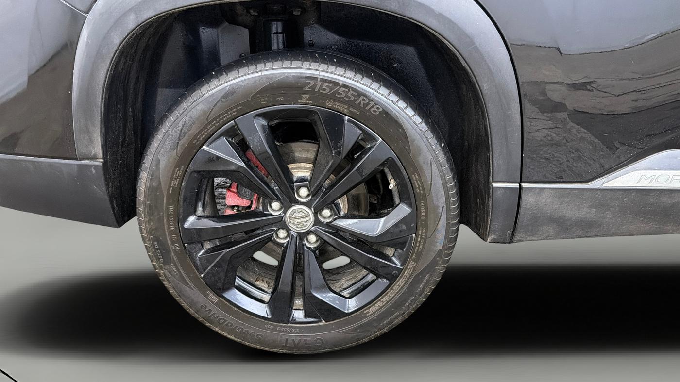 2024 MG HECTOR PLUS Sharp Pro Blackstorm 1.5 Turbo Petrol CVT 7 STR, Petrol, Automatic, 19,753 km, Right Rear Wheel