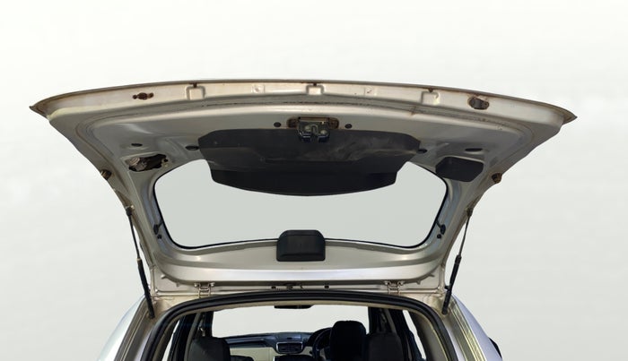 2015 Nissan Terrano XL D PLUS, Diesel, Manual, 1,00,083 km, Boot Door Open