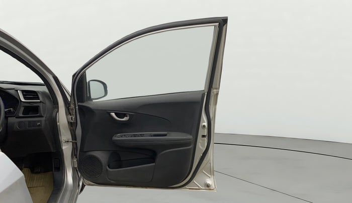 2016 Honda Brio VX MT, Petrol, Manual, 17,759 km, RHS Front Door