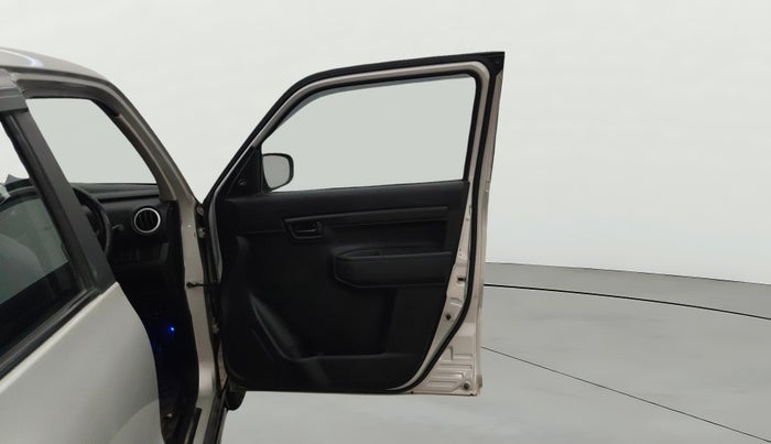 2020 Maruti S PRESSO VXI PLUS AMT, Petrol, Automatic, 95,321 km, RHS Front Door