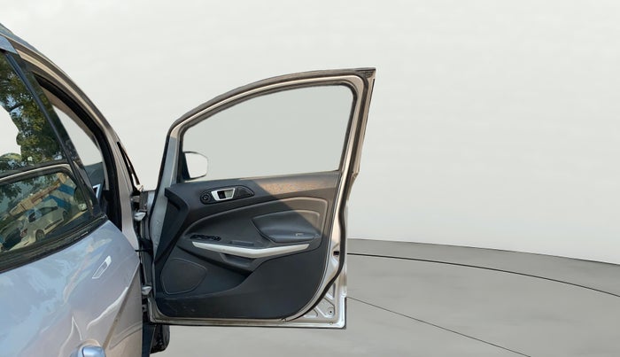 2014 Ford Ecosport TITANIUM 1.5L DIESEL (OPT), Diesel, Manual, 1,15,278 km, RHS Front Door