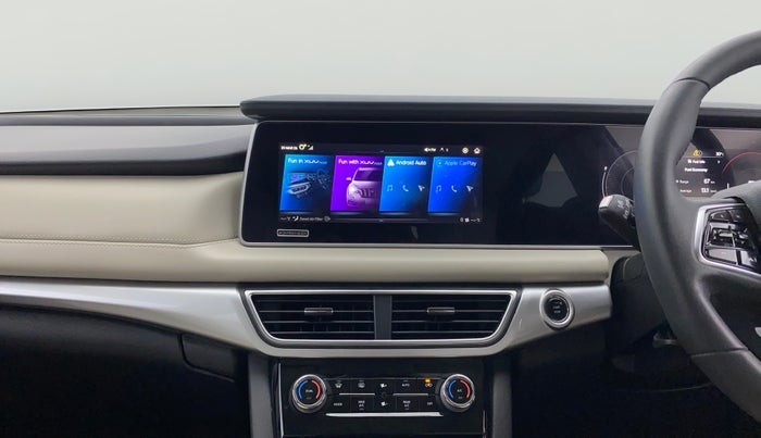 2023 Mahindra XUV700 AX 7 D AT 7 STR, Diesel, Automatic, 16,368 km, Air Conditioner