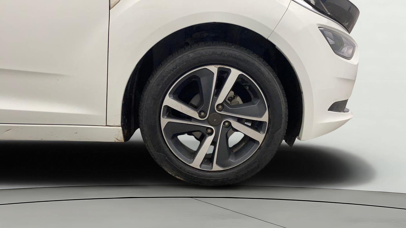 2021 Tata ALTROZ XZ I-TURBO PETROL, Petrol, Manual, 16,822 km, Right Front Wheel
