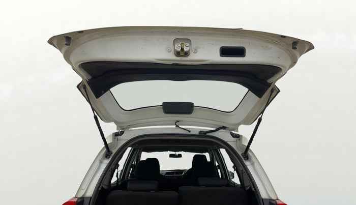 2017 Honda BR-V 1.5L I-VTEC V, Petrol, Manual, 61,182 km, Boot Door Open