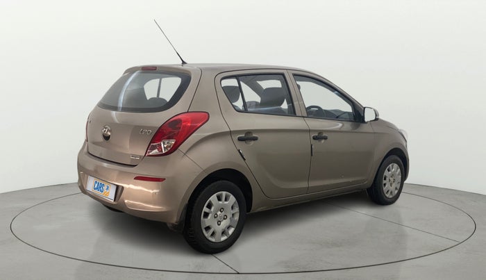 2013 Hyundai i20 MAGNA (O) 1.2, Petrol, Manual, 1,01,648 km, Right Back Diagonal