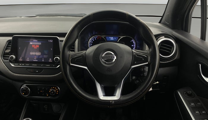2021 Nissan Kicks XV TURBO 1.3, Petrol, Manual, 31,444 km, Steering Wheel Close Up