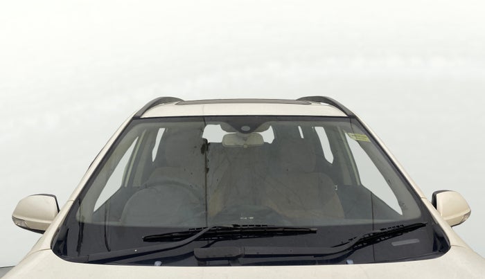 2018 Mahindra XUV500 W9 AT, Diesel, Automatic, 99,055 km, Front Windshield