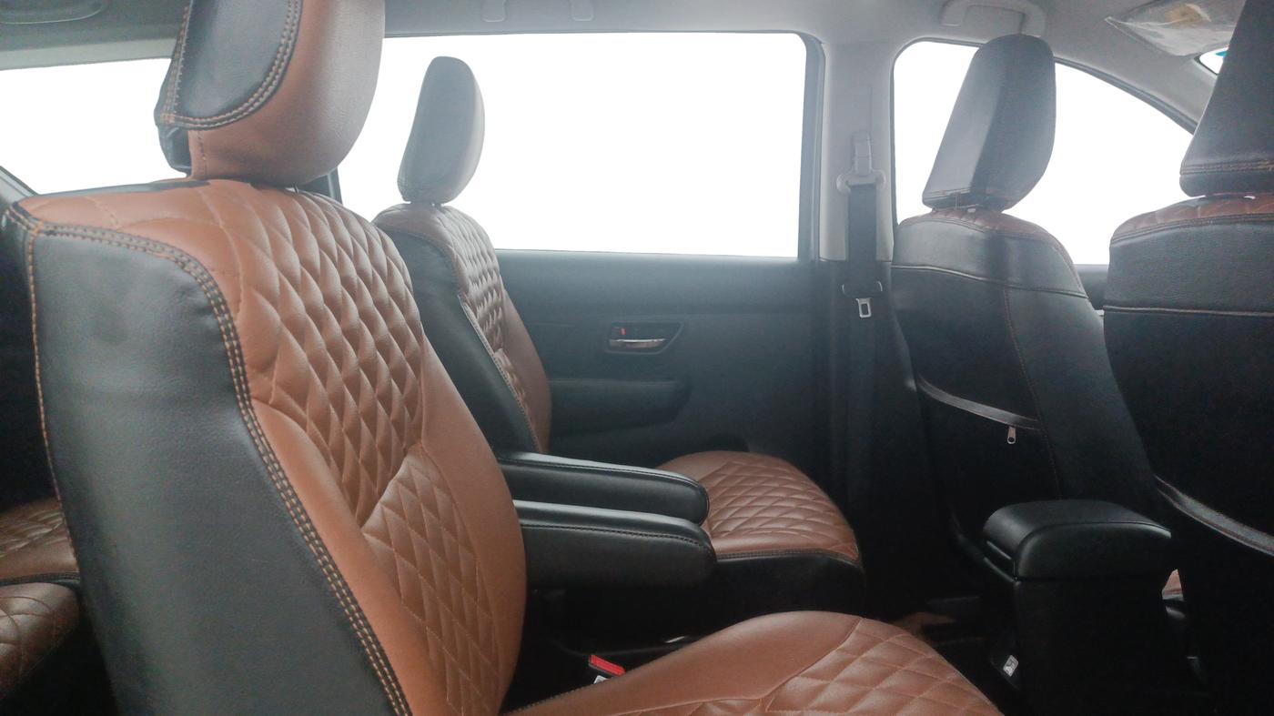 2021 Maruti XL6 ALPHA MT, Petrol, Manual, 57,558 km, Right Side Rear Door Cabin