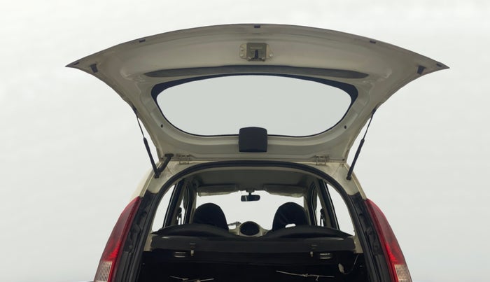 2016 Tata Nano TWIST XT, Petrol, Manual, 33,704 km, Boot Door Open