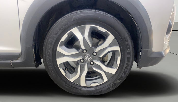 2018 Honda WR-V 1.5L I-DTEC VX MT, Diesel, Manual, 1,46,506 km, Right Front Wheel