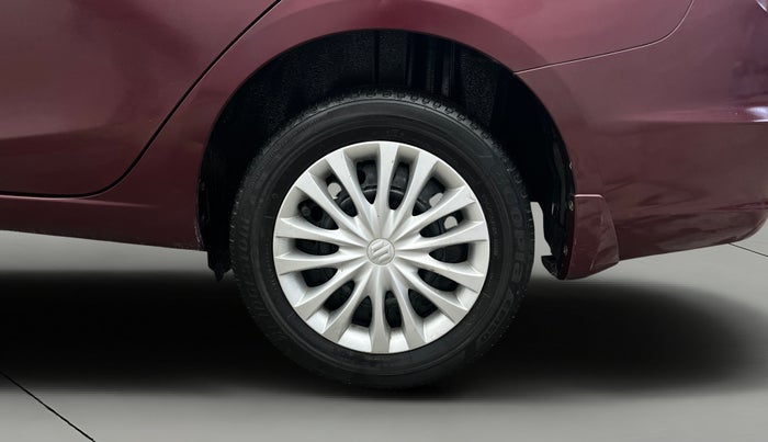 2017 Maruti Ciaz DELTA 1.4 MT PETROL, Petrol, Manual, 1,14,218 km, Left Rear Wheel