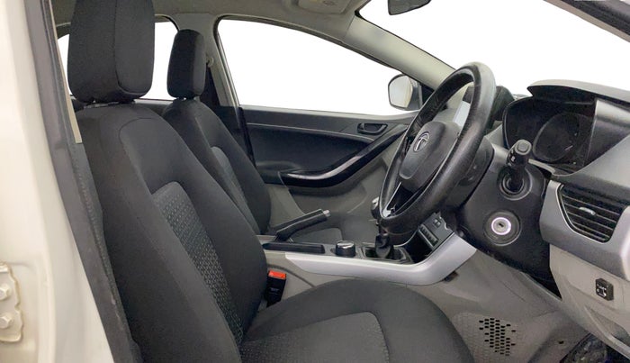 2019 Tata NEXON XM PETROL, CNG, Manual, 77,136 km, Right Side Front Door Cabin