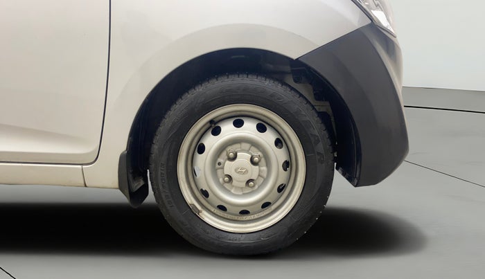 2018 Hyundai Eon D-LITE+, Petrol, Manual, 15,516 km, Right Front Wheel