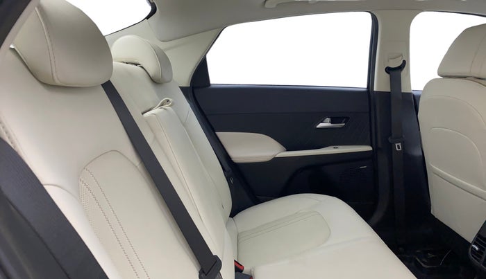 2023 Hyundai Verna SX (O)1.5 VTVT, Petrol, Manual, 1,382 km, Right Side Rear Door Cabin