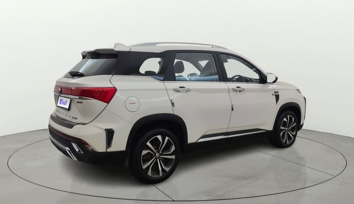2023 MG HECTOR PLUS SAVVY PRO 1.5 TURBO CVT 7 STR, Petrol, Automatic, 44,800 km, Right Back Diagonal