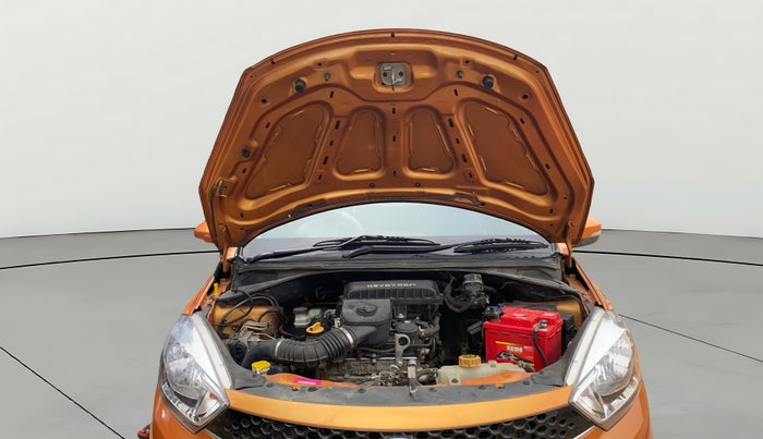 2017 Tata Tiago XZ PETROL, Petrol, Manual, 67,336 km, Open Bonet