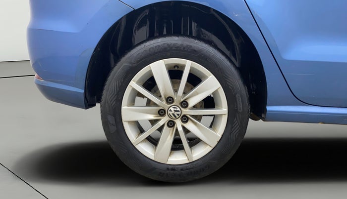 2016 Volkswagen Ameo HIGHLINE1.2L, Petrol, Manual, 50,541 km, Right Rear Wheel