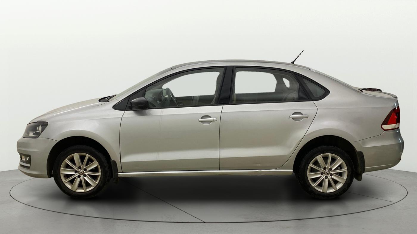 2016 Volkswagen Vento HIGHLINE 1.6 MPI, Petrol, Manual, 72,415 km, Left Side