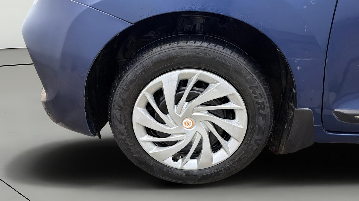 2021 Maruti Baleno DELTA PETROL 1.2, Petrol, Manual, 51,285 km, Left Front Wheel