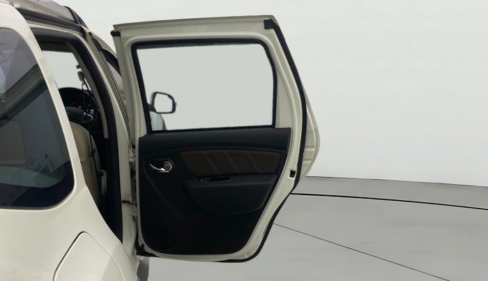 2020 Renault Duster RXZ 1.5 PETROL MT, Petrol, Manual, 24,555 km, RHS Rear Door