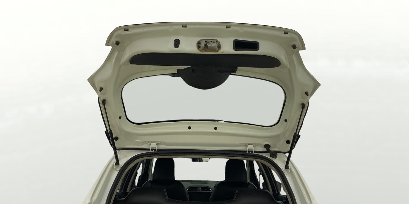 2019 Tata Tiago XZA PLUS PETROL, Petrol, Automatic, 1,14,495 km, Boot Door Open