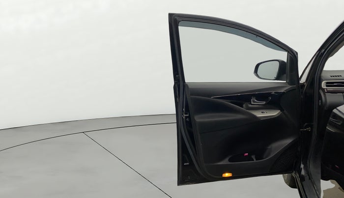 2022 Toyota Innova Crysta 2.7 VX 7 STR, Petrol, Manual, 36,534 km, LHS Front Door