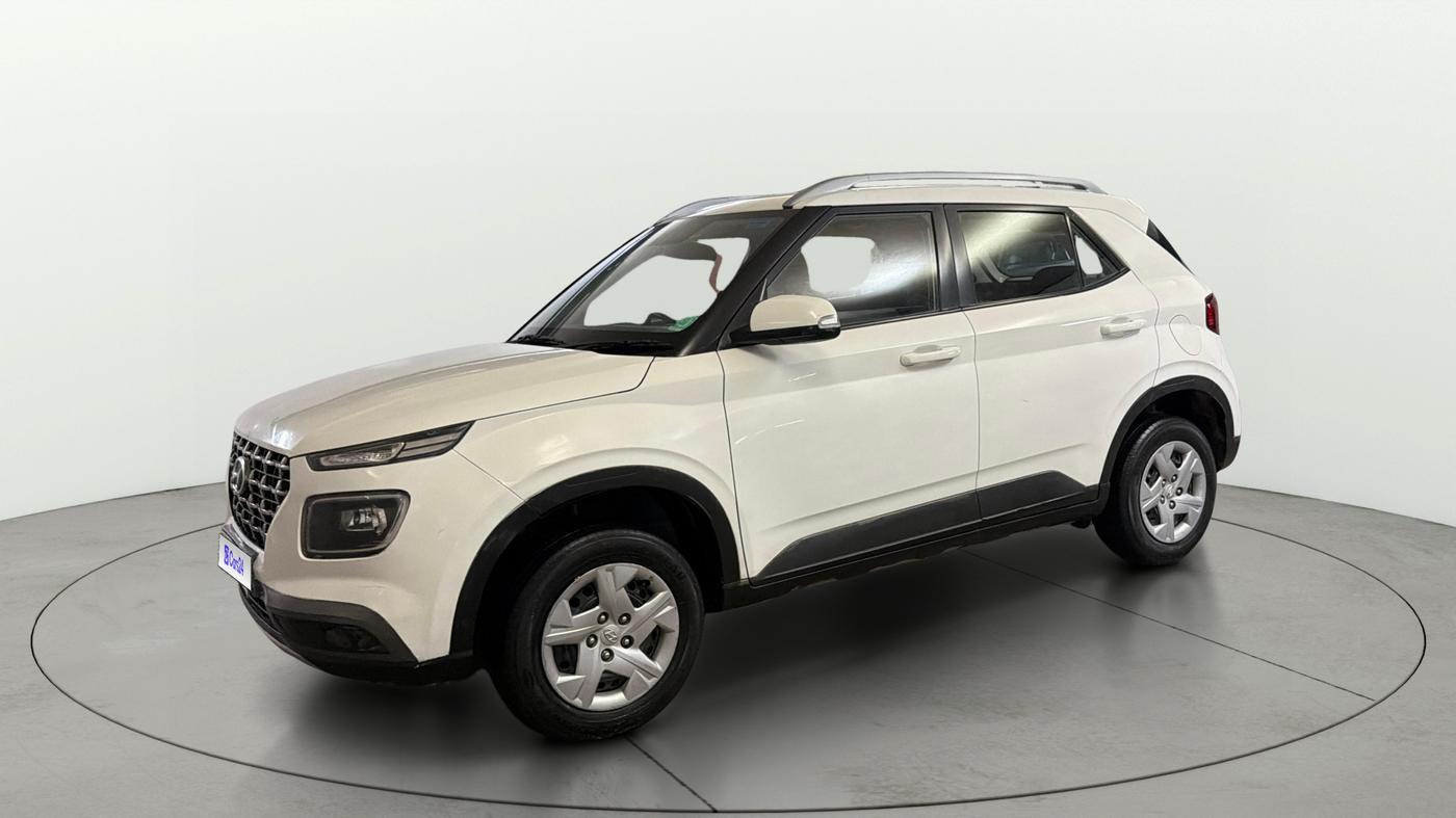 2021 Hyundai VENUE S+ 1.2, Petrol, Manual, 46,137 km, Left Front Diagonal