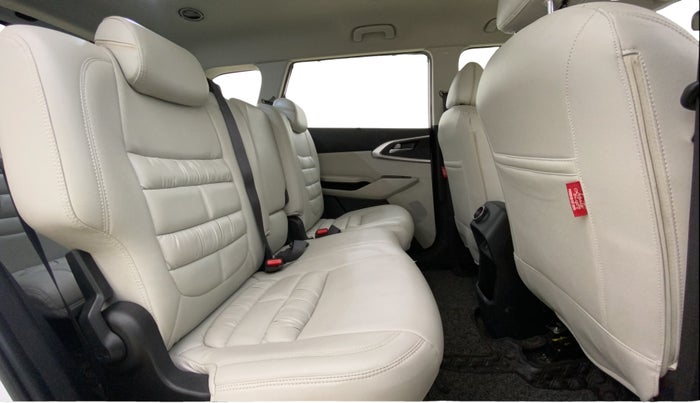 2024 KIA CARENS PRESTIGE 1.5 PETROL 7 STR, Petrol, Manual, 7,359 km, Right Side Rear Door Cabin