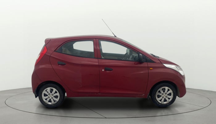 2018 Hyundai Eon 1.0 MAGNA + (O), Petrol, Manual, 31,102 km, Right Side View