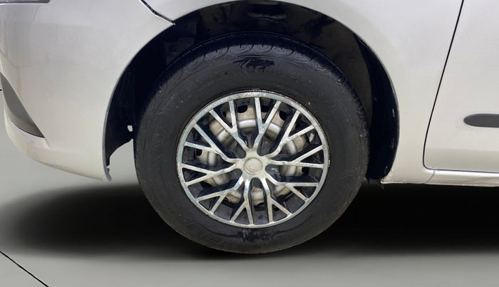 2017 Nissan Sunny XE D, Diesel, Manual, 86,028 km, Left Front Wheel