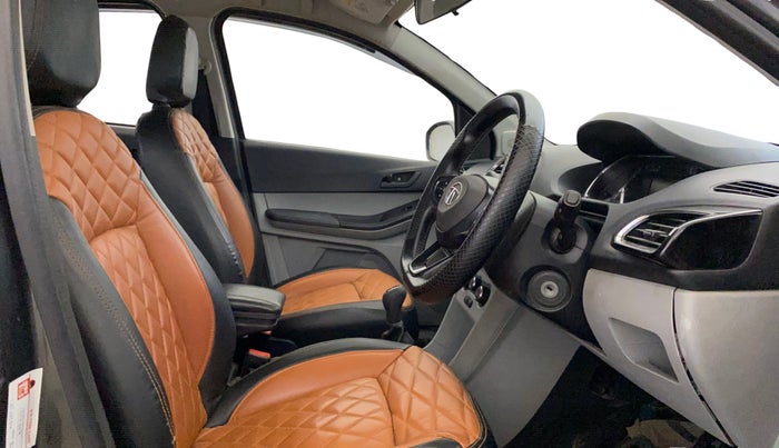 2022 Tata Tiago XT CNG, CNG, Manual, 71,047 km, Right Side Front Door Cabin