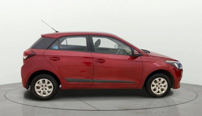 2015 Hyundai Elite i20 SPORTZ 1.4 CRDI, Diesel, Manual, 1,01,108 km, Right Side View