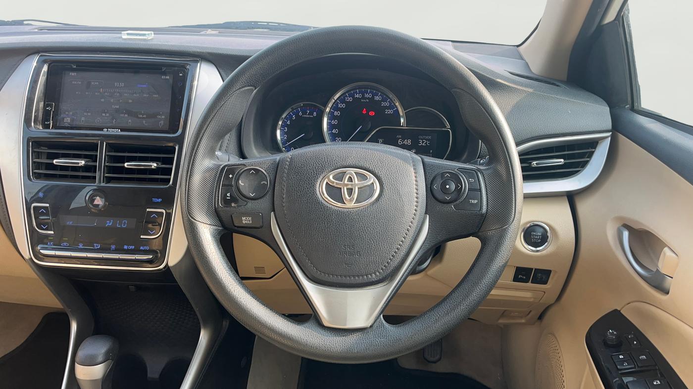 2018 Toyota YARIS G CVT, Petrol, Automatic, 76,889 km, Steering Wheel Close Up