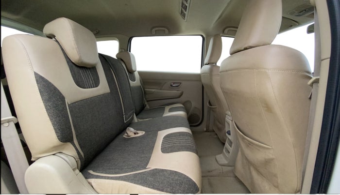 2019 Maruti Ertiga ZXI AT SHVS, Petrol, Automatic, 86,151 km, Right Side Rear Door Cabin