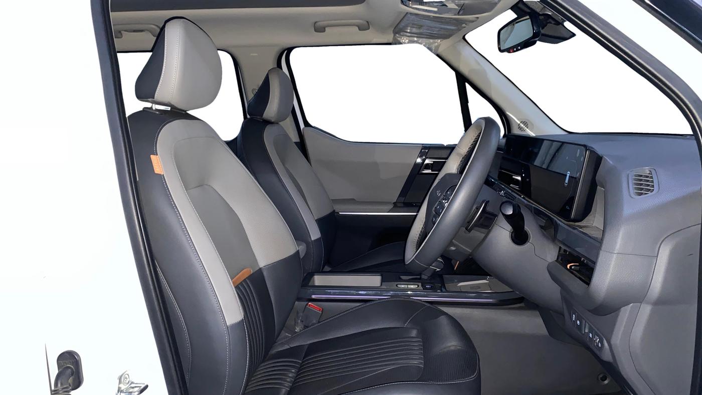 2025 KIA SYROS HTX Plus (O) 1.5 Diesel 6AT, Diesel, Automatic, 4,710 km, Right Side Front Door Cabin