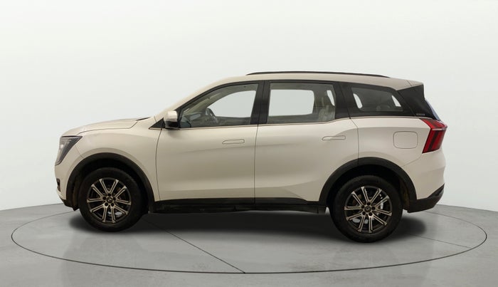 2021 Mahindra XUV700 AX 7 P AT 7 STR, Petrol, Automatic, 60,237 km, Left Side