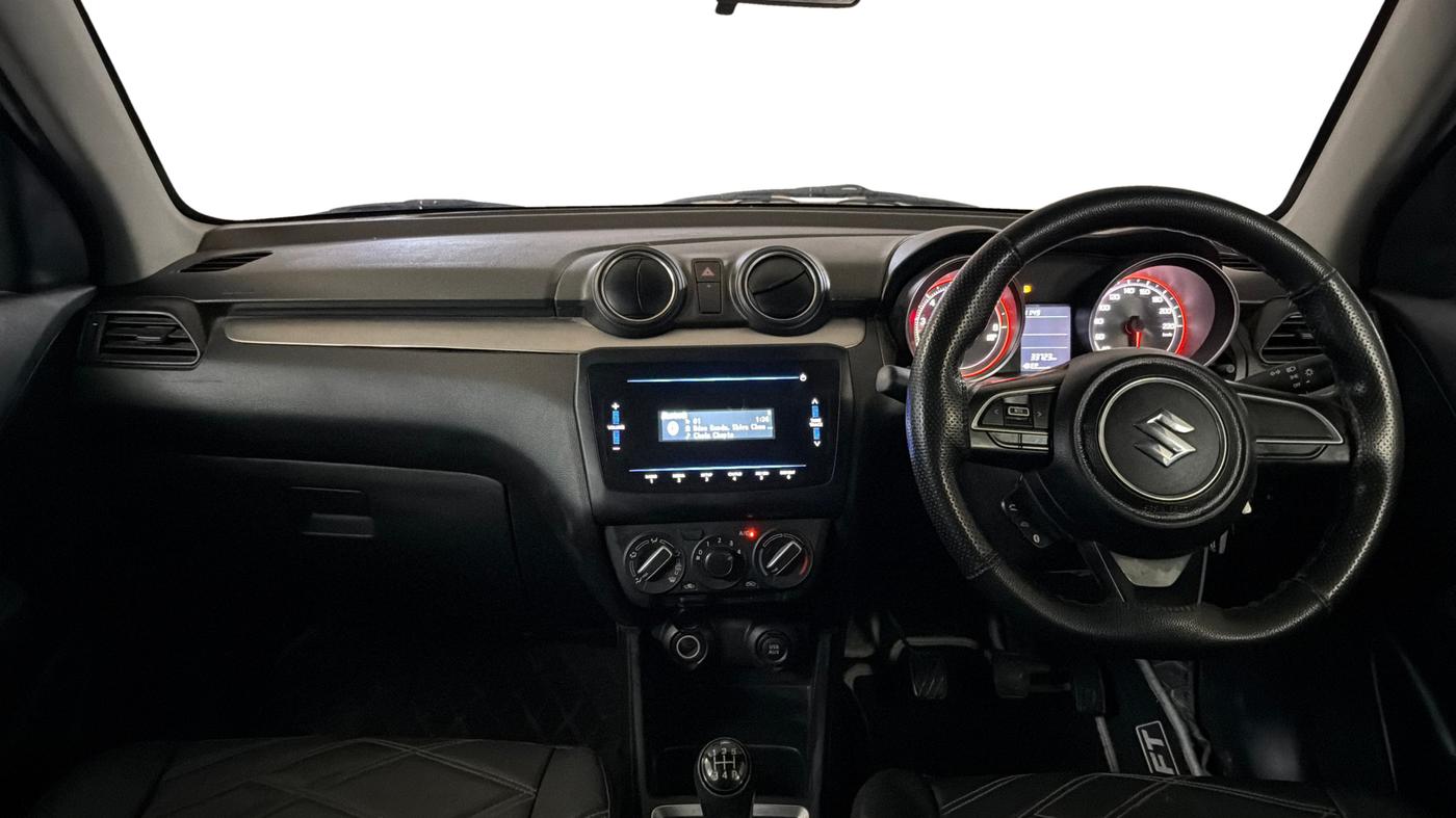 2022 Maruti Swift VXI, Petrol, Manual, 33,721 km, Dashboard