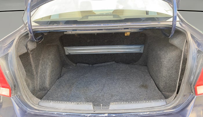 2015 Volkswagen Vento COMFORTLINE DIESEL 1.5, Diesel, Manual, 1,21,148 km, Boot Open Zoomed View