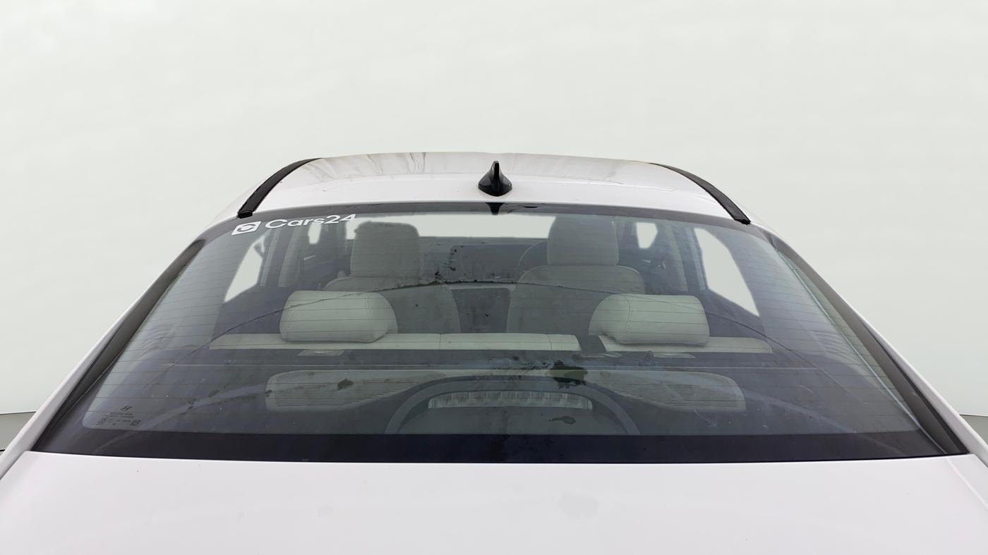 2025 Hyundai Verna SX(O) 1.5 MPI IVT , Petrol, Automatic, 10,850 km, Rear Windshield