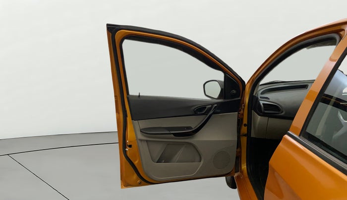 2017 Tata Tiago XM PETROL, Petrol, Manual, 82,601 km, LHS Front Door