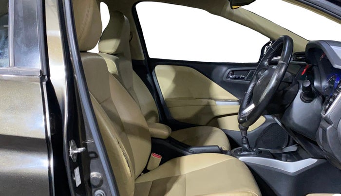 2015 Honda City 1.5L I-VTEC VX (O) MT, Petrol, Manual, 46,179 km, Right Side Front Door Cabin