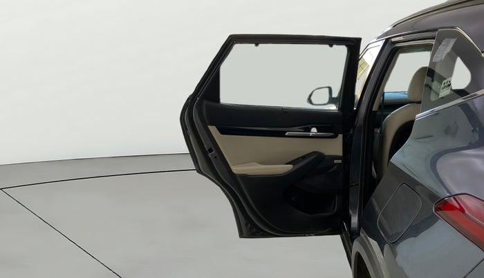 2019 KIA SELTOS HTX PLUS AT1.5 DIESEL, Diesel, Automatic, 1,30,096 km, LHS Rear Door