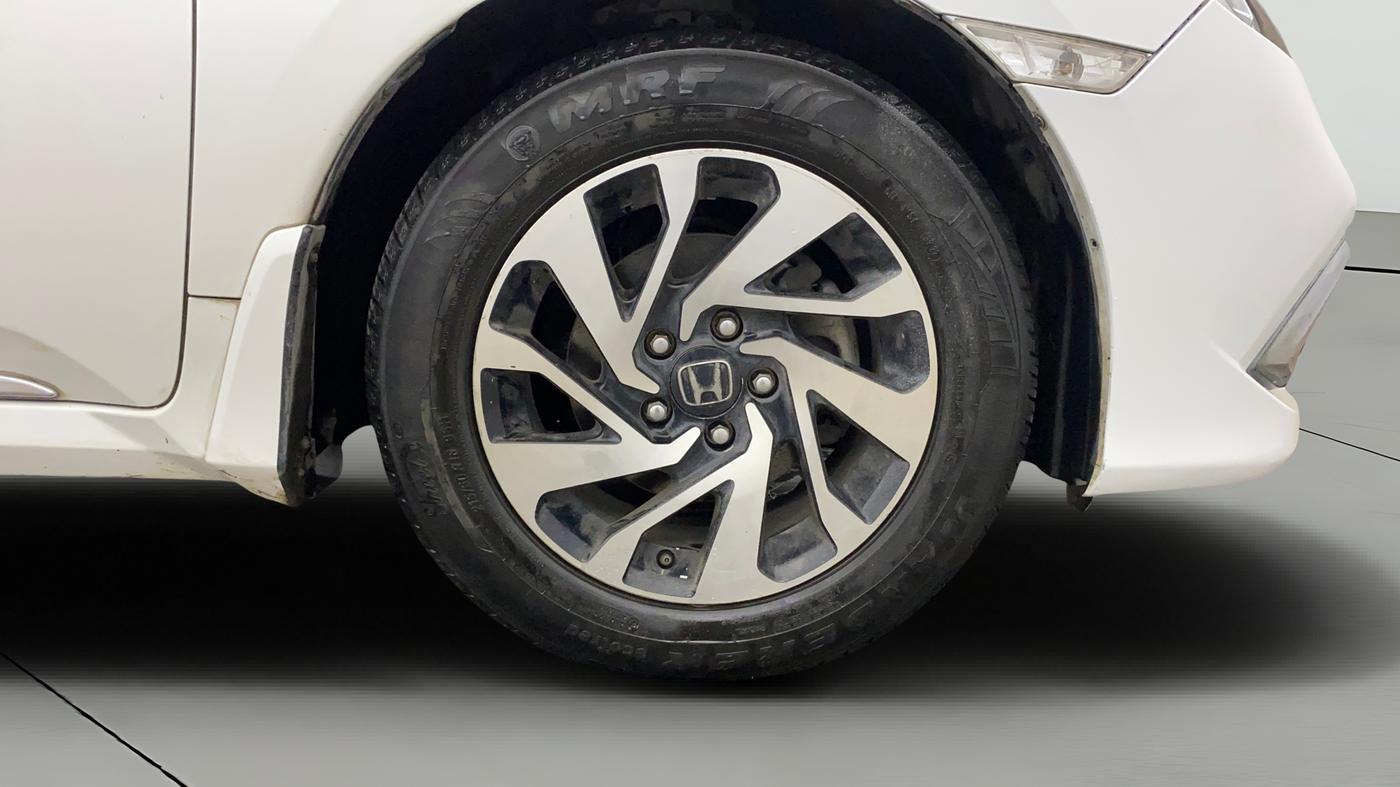 2019 Honda Civic 1.8L I-VTEC V CVT, Petrol, Automatic, 73,004 km, Right Front Wheel